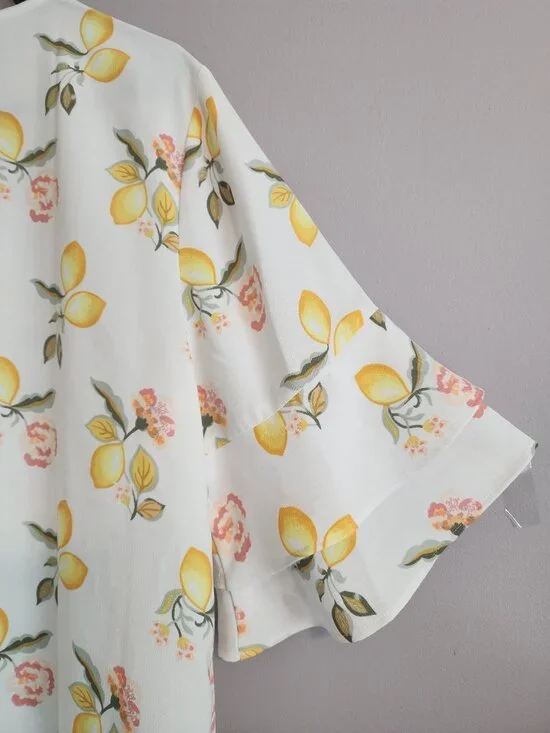 Loft Studio Lightweight Blouse with Colorful Lemon Design - Size Medium - Picture 9 of 10